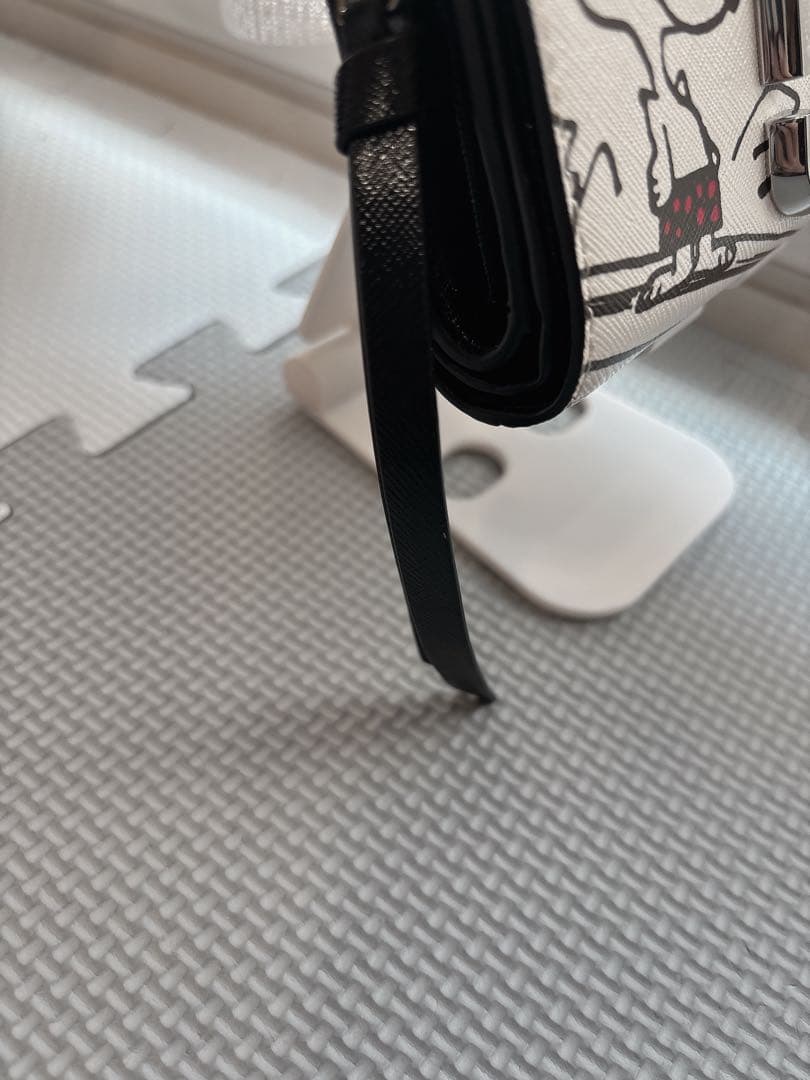 希少⭐️MARC JACOBS 二つ折り財布 PEANUTコラボ スヌーピー