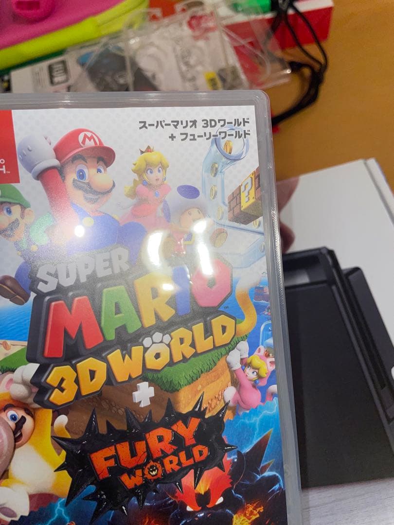 任天堂　Switch　本体　カセット10個　コントローラー　カバー付き