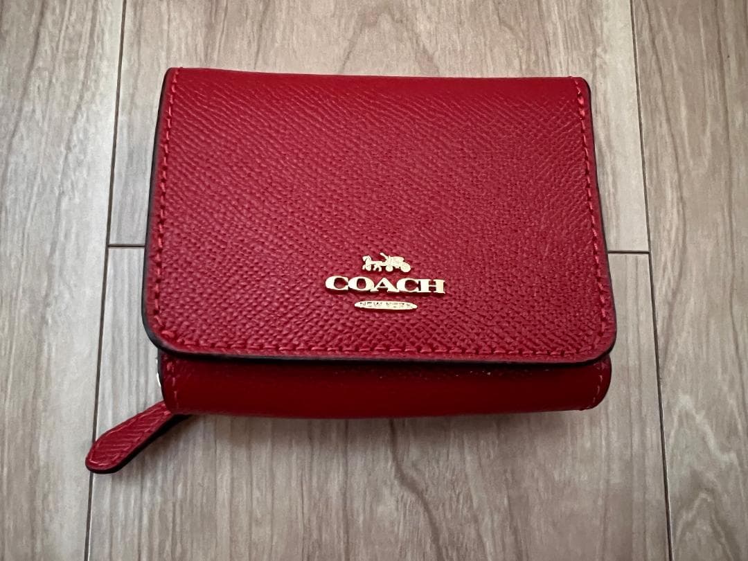 新品 COACH 赤 レッド 三つ折り財布 37968 IMF8Q