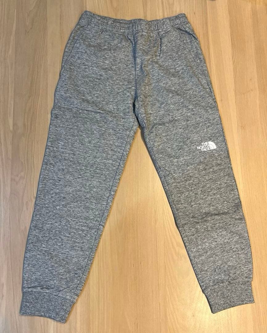 最終お値下げ ノースフェイスキッズセットアップ