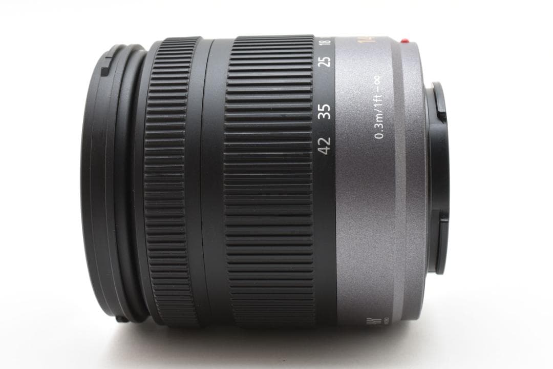 ズームレンズ　LUMIX 14-42mm F3.5-5.6 MEGA OIS