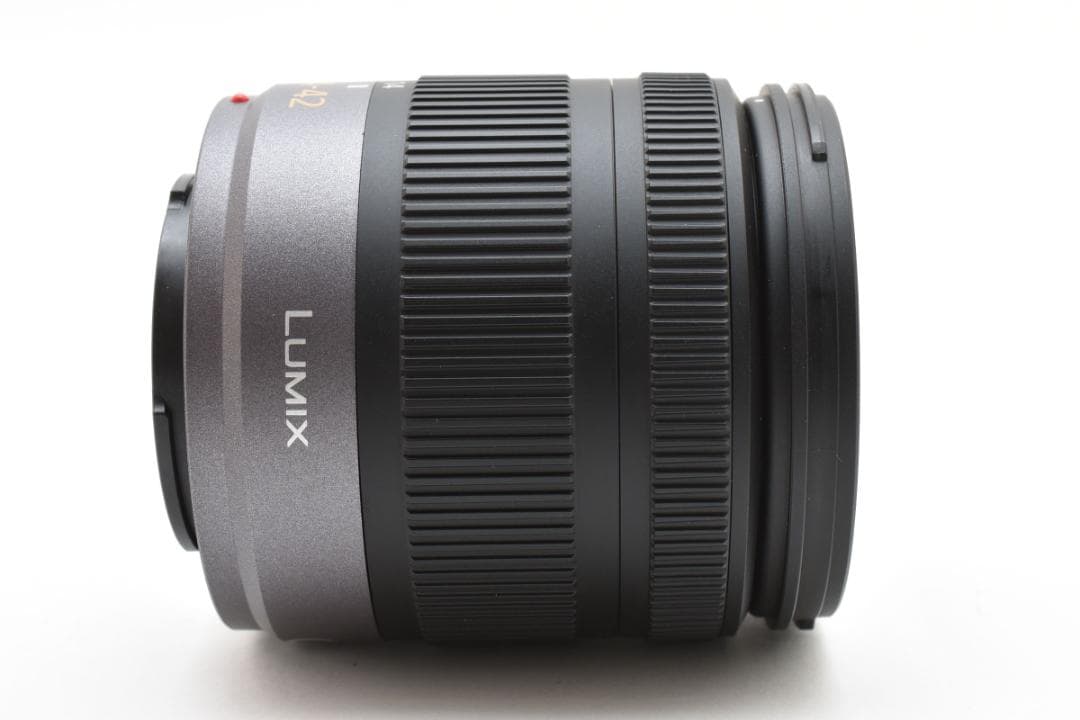 ズームレンズ　LUMIX 14-42mm F3.5-5.6 MEGA OIS