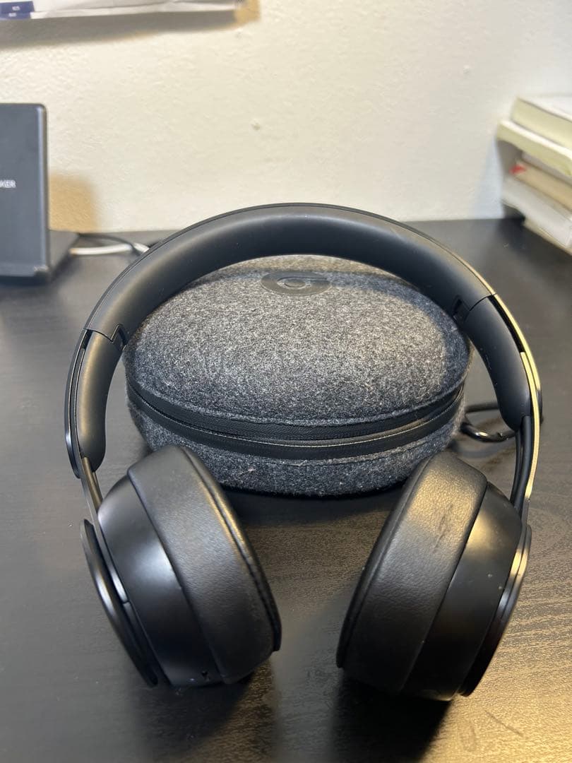 Beats by dr.dre solo proワイヤレスヘッドホンケース付き