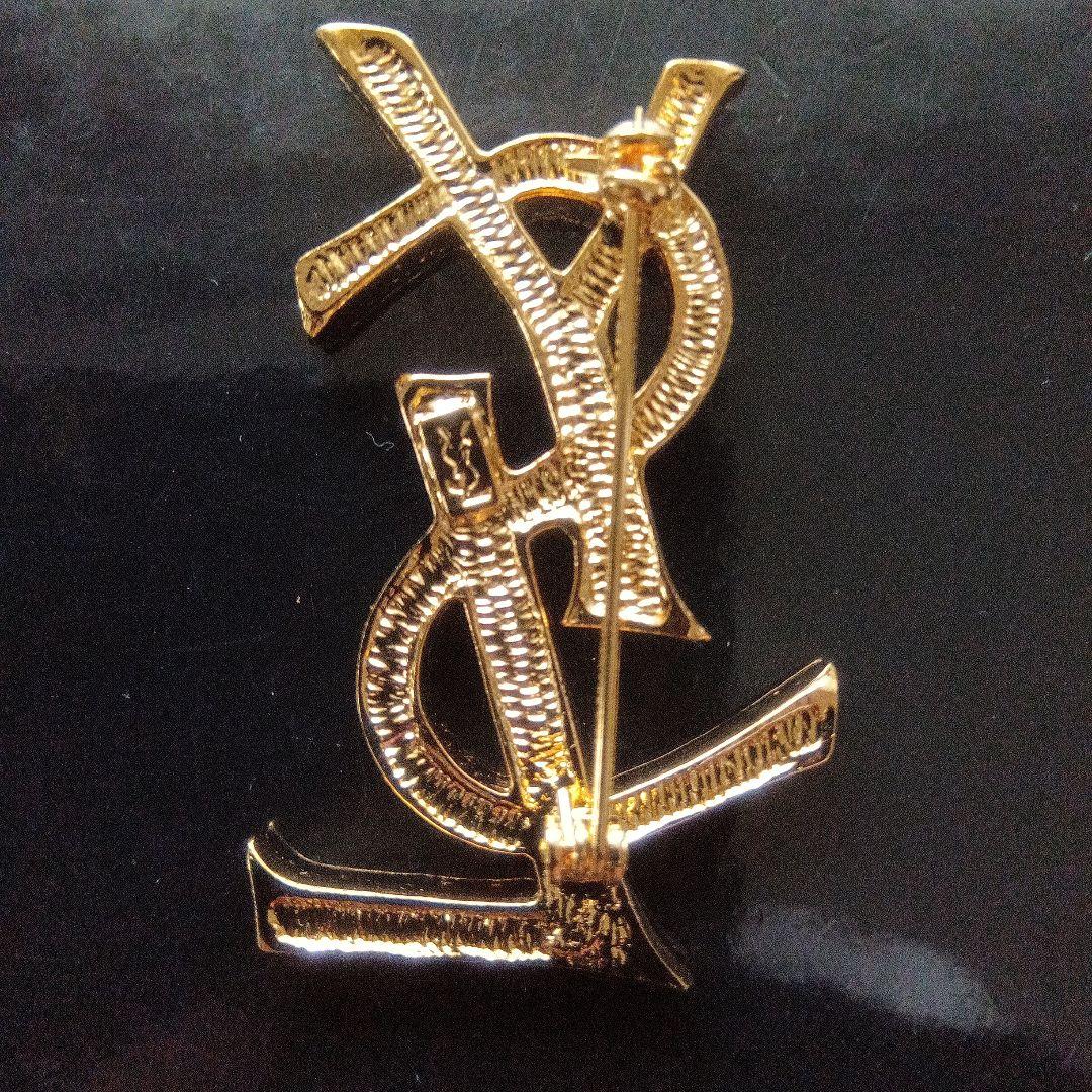 イブサンローランロゴラインストーンブローチお値下しました25000円