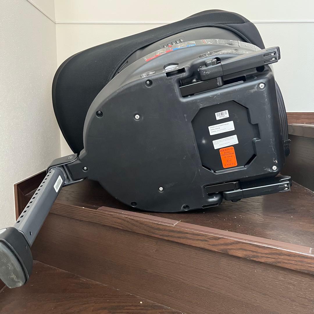 【Joie】ジョイー　アーク360°チャイルドシート　isofix回転式 新生児