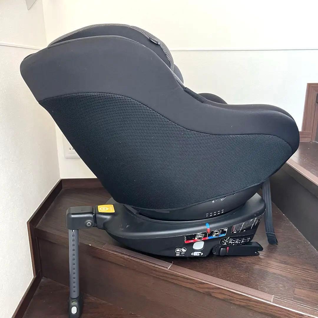 【Joie】ジョイー　アーク360°チャイルドシート　isofix回転式 新生児