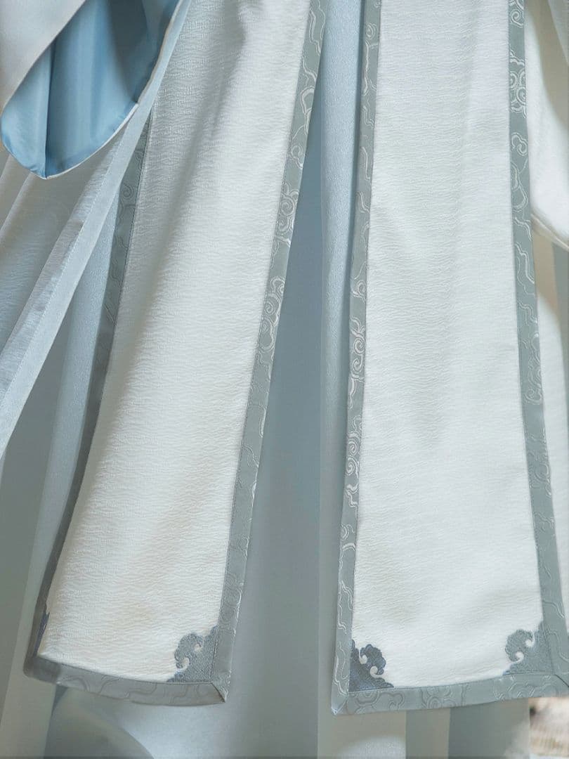 魔道祖師 藍湛 藍忘機コスプレ衣装  喵屋小铺製 成年 
公式正規品 新品未開封