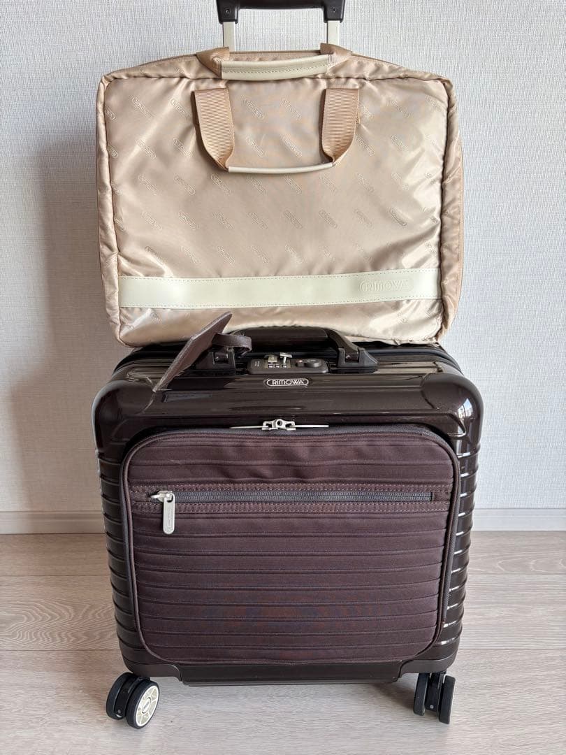 リモワキャリーバッグSalsa Deluxe Hybrid 付属品有り