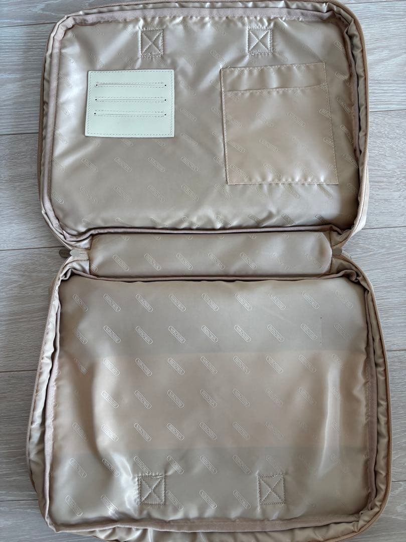 リモワキャリーバッグSalsa Deluxe Hybrid 付属品有り