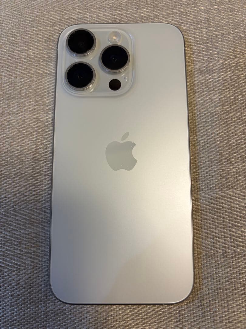 Apple iPhone 15 Pro 本体 256GB