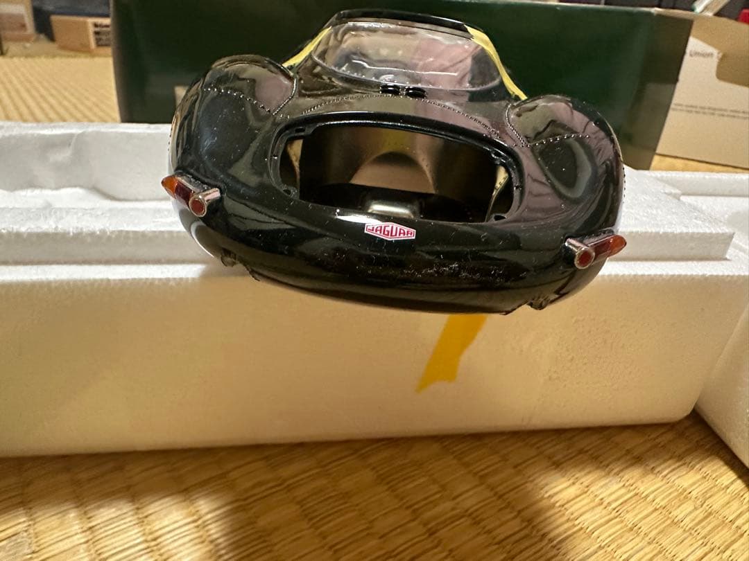 AUTOart オートアート1/18 JaguarXJ 13GREEN ジャガー