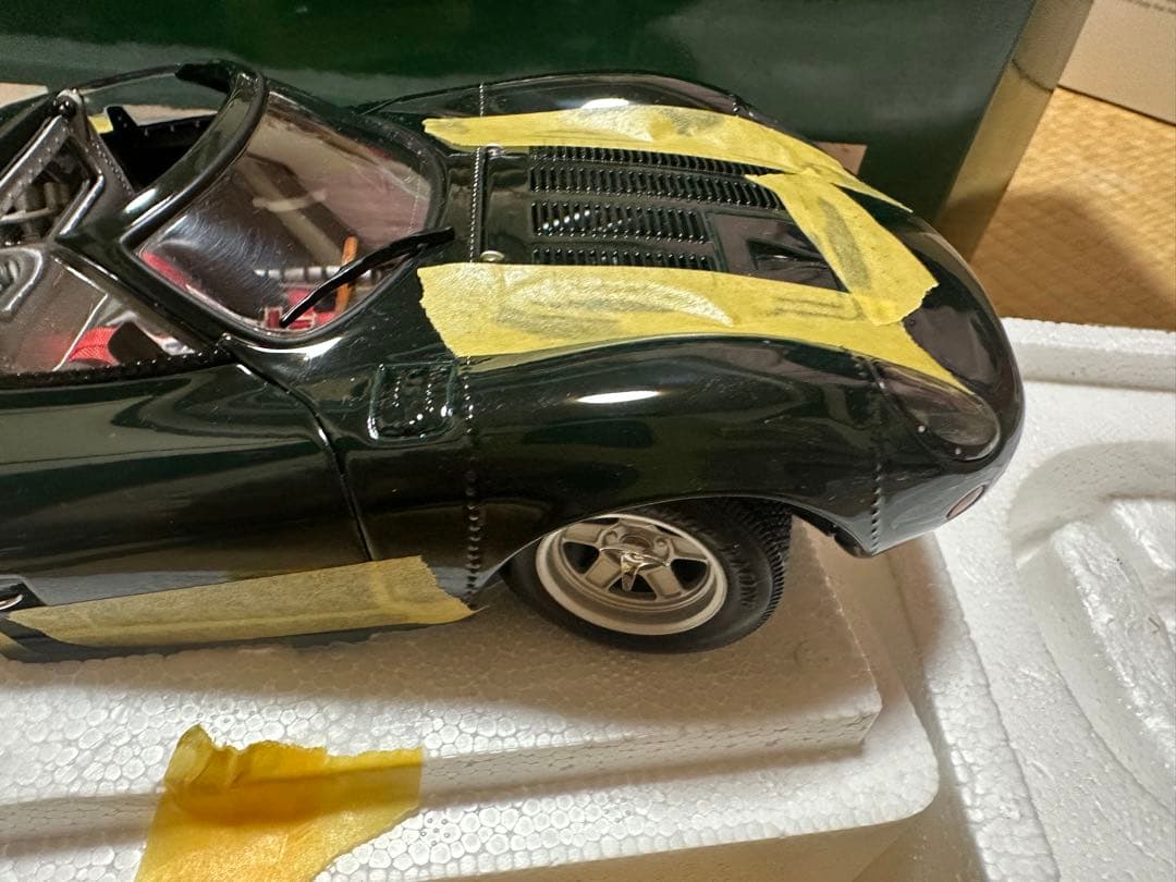 AUTOart オートアート1/18 JaguarXJ 13GREEN ジャガー