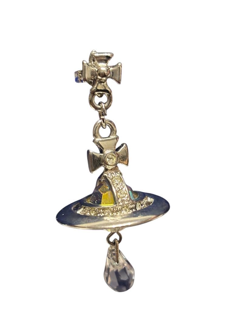 vivianwestwood クリスタルピアス