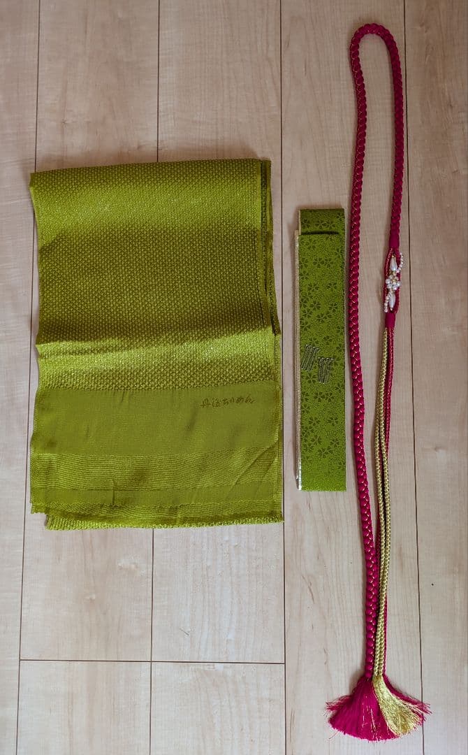 華やかでかわいい花柄 クリームピンクの振袖と小物フルセット バック 草履 髪飾り