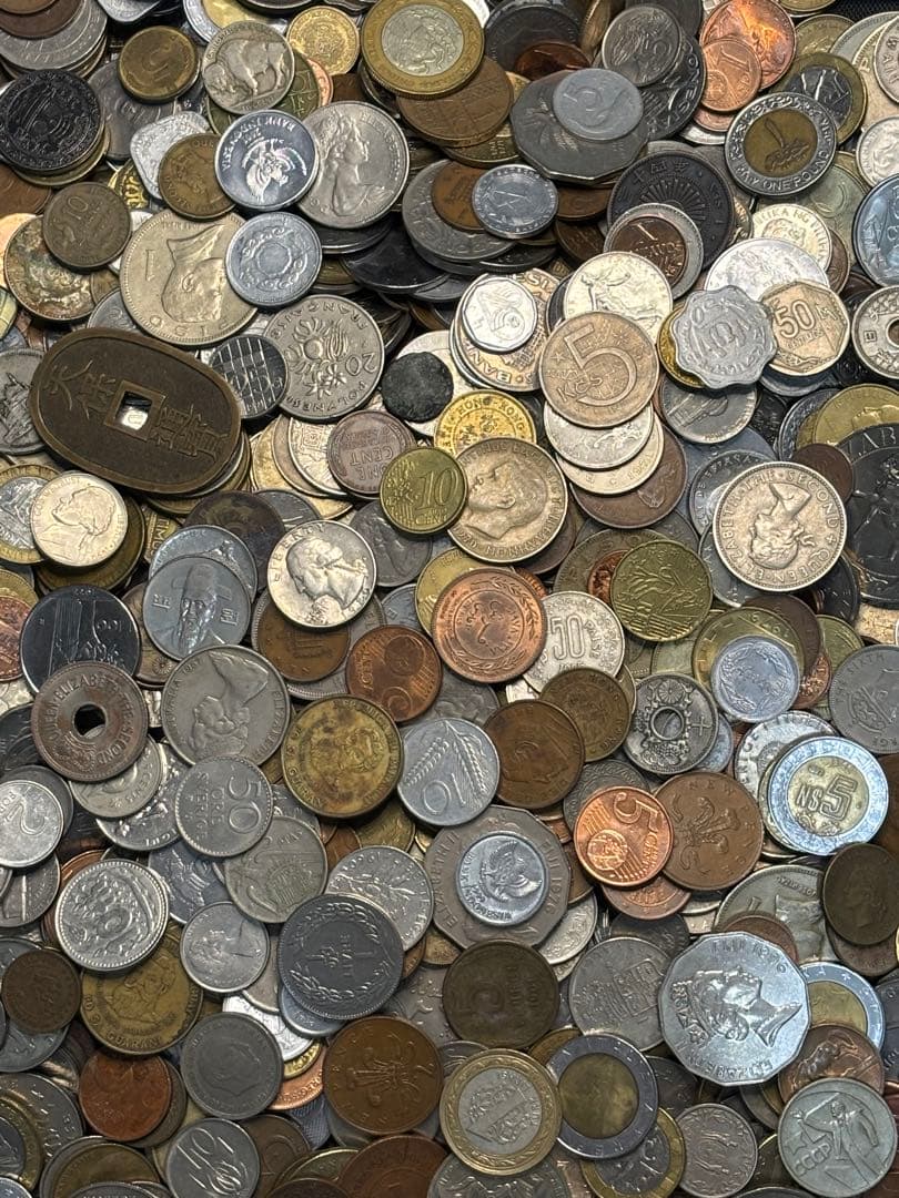 ワ*～様 古銭　外国　メダルなどまとめて10キロ