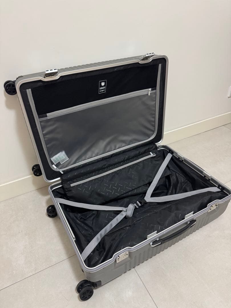サムソナイトスーツケースTSAロック搭載 インターセクトスピナー76