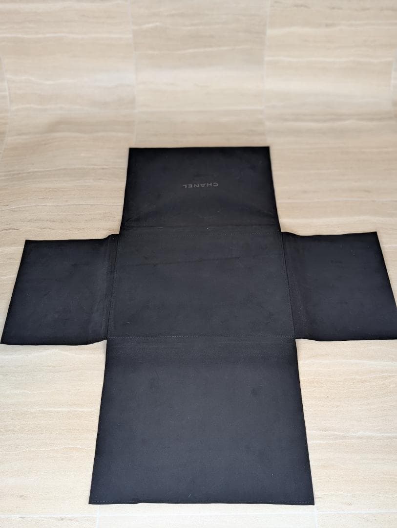 シャネル　CHANEL　アクセサリー入れ　ケース　空箱　デニム地　ベロア　黒