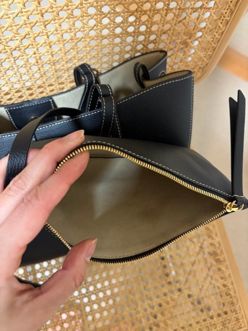 polene cyme mini ブラック テクスチャード エクリュ ステッチ