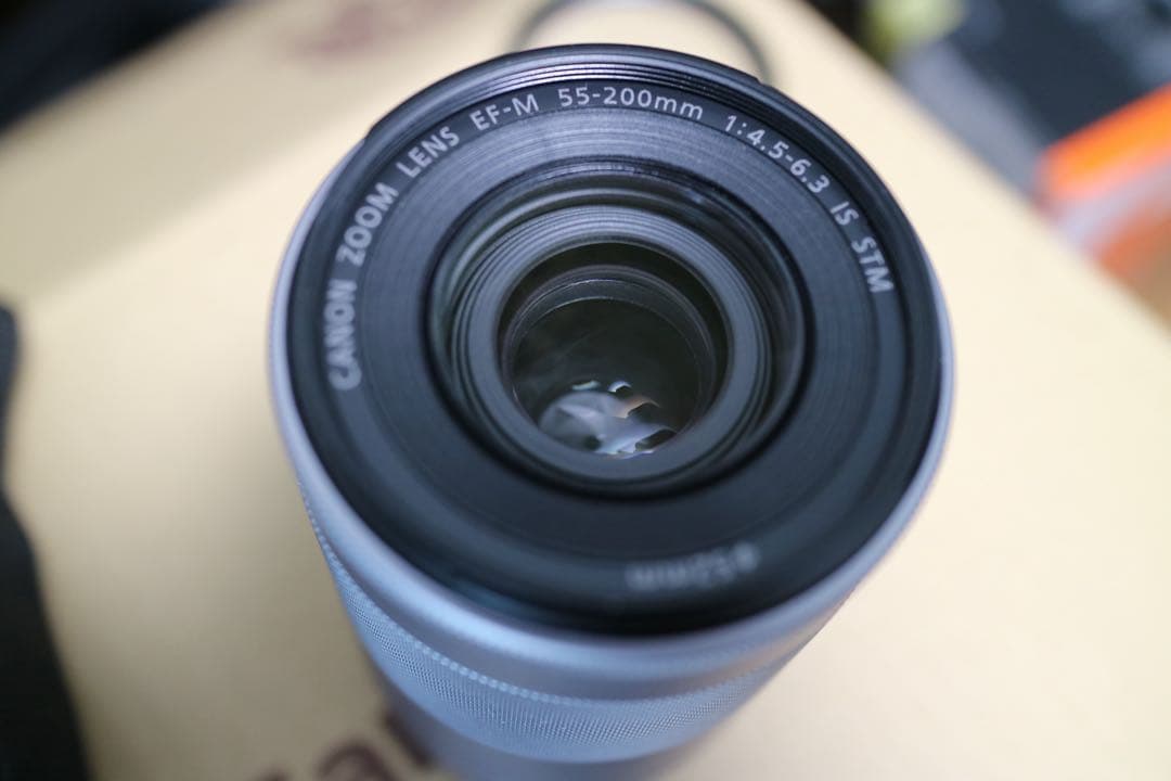 Canon EF-M 55-200mm ズームレンズ キヤノン