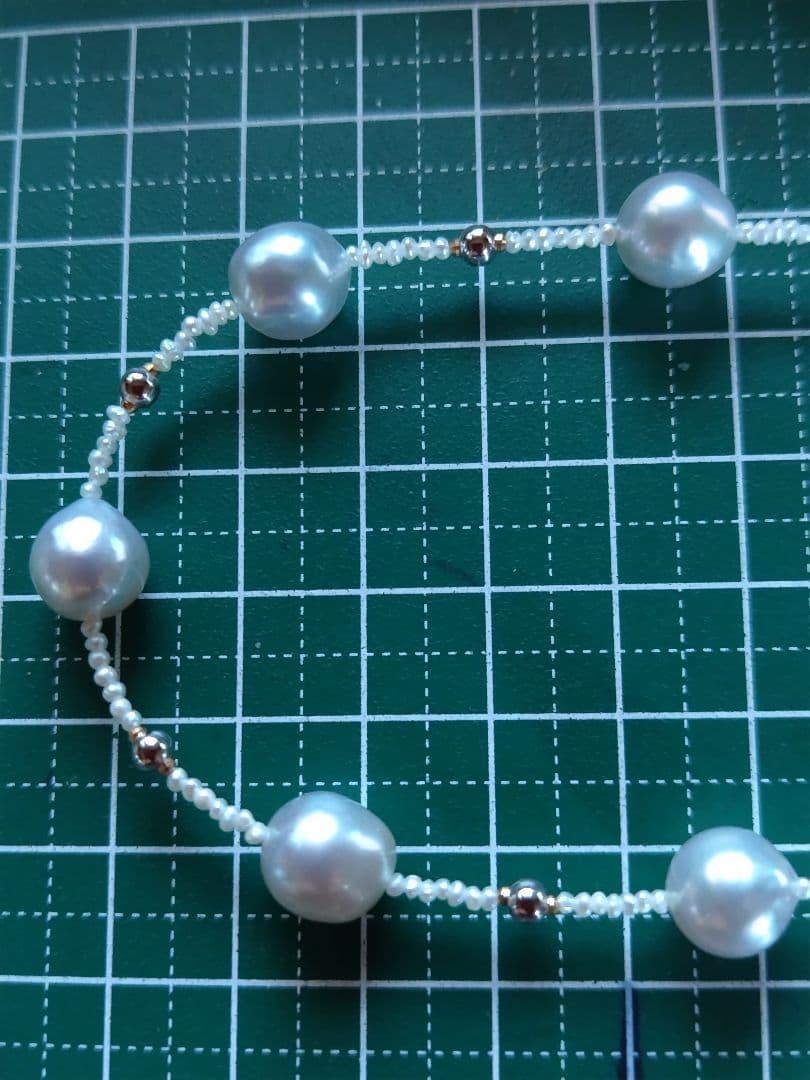 アコヤ真珠シルバーグレーの大珠、あこや砂芥子パールのネックレス