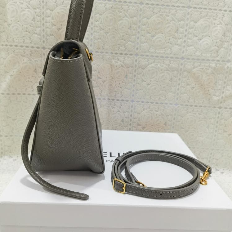 ベルトバック ナノ ショルダーバッグ グレー