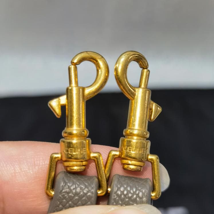 ベルトバック ナノ ショルダーバッグ グレー