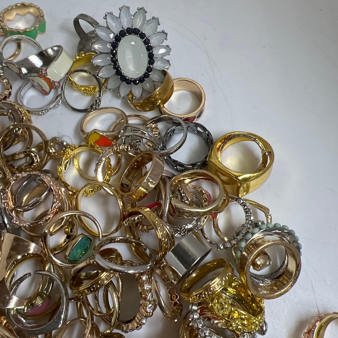 指輪で　色々　1002g 東な8-0110①