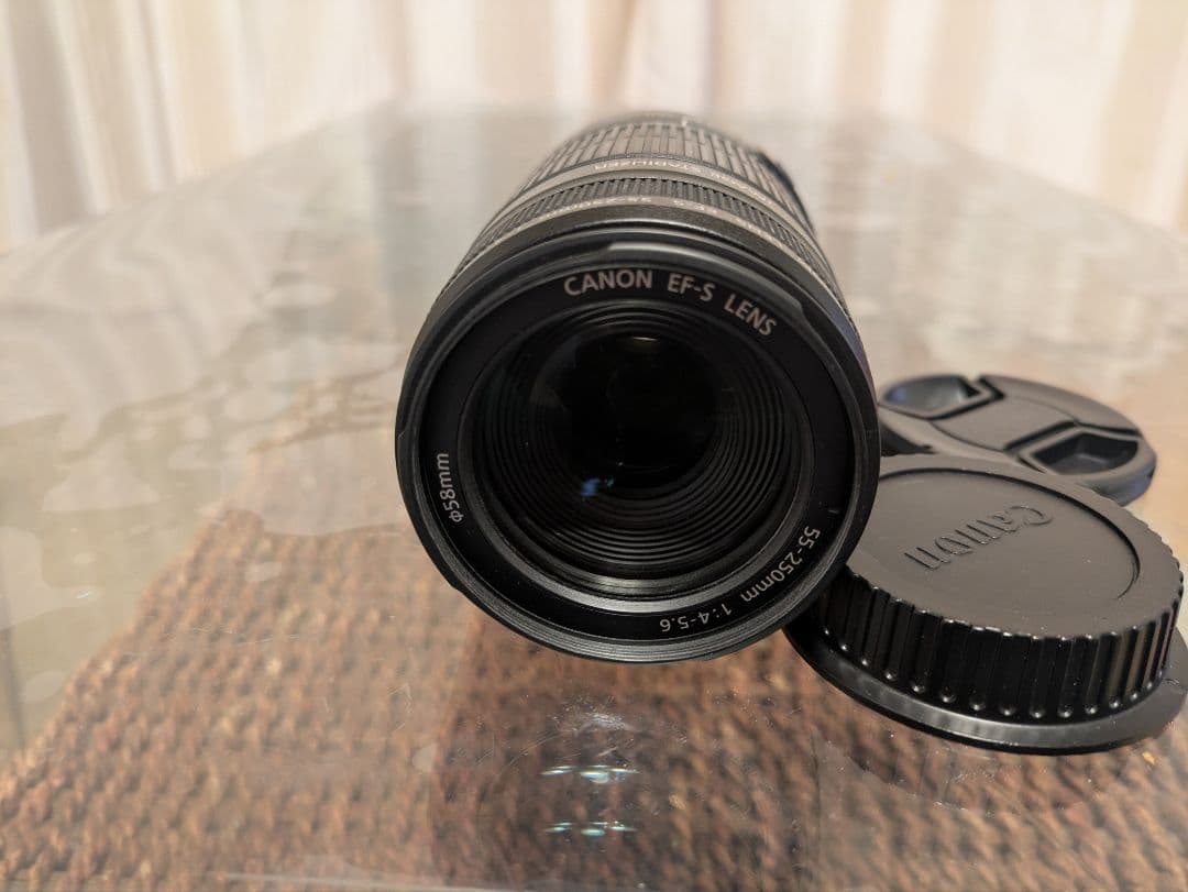 Canon EF-S 55-250mm F4-5.6 IS★手振れ補正★望遠