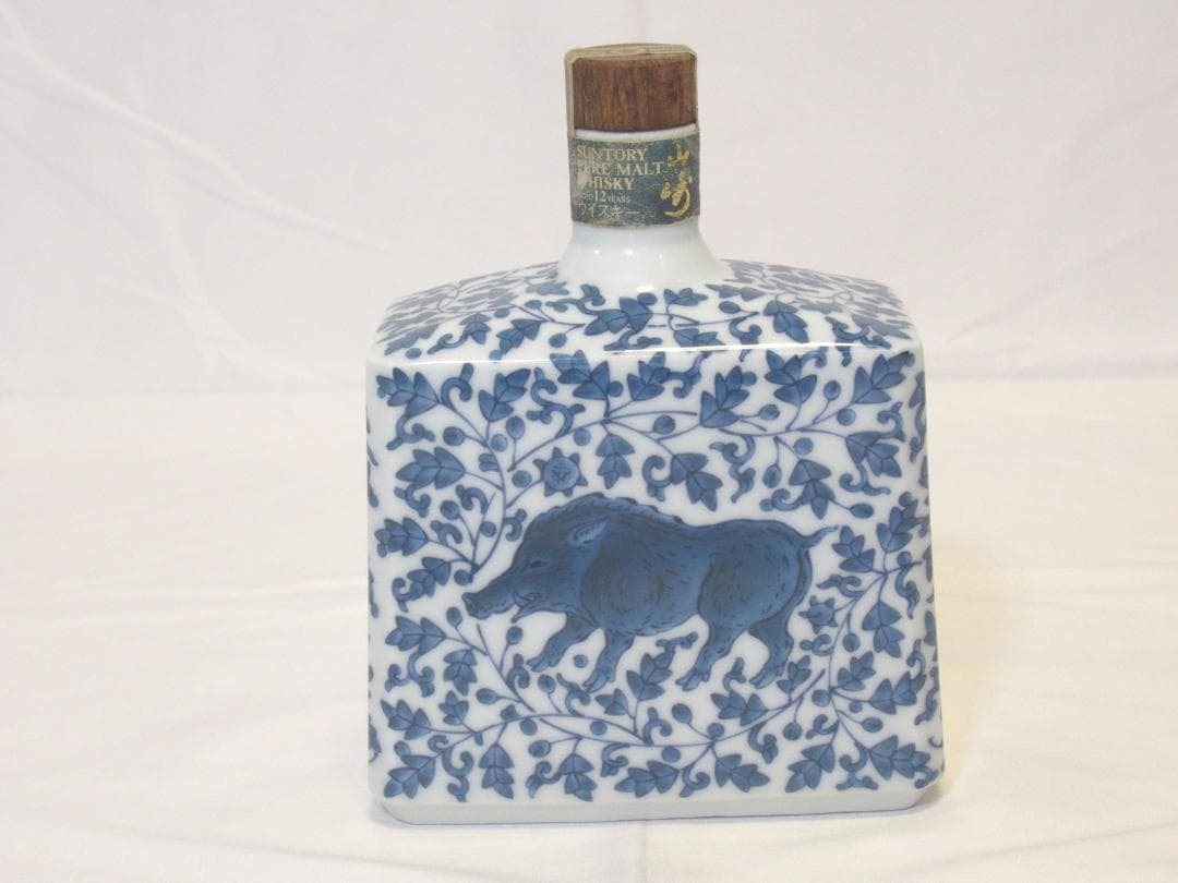 サントリー/SUNTORY/ピュアモルト/山崎１２年 有田焼 染付牡丹唐草亥絵