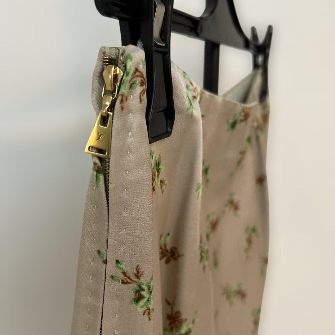 新品未使用　Louis Vuitton 花柄タイトスカート　36サイズ