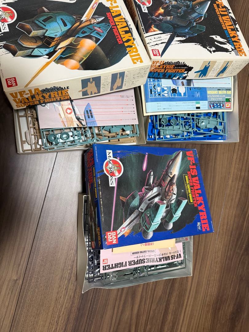 超時空要塞マクロス15周年バンダイバルキリープラモデルセット