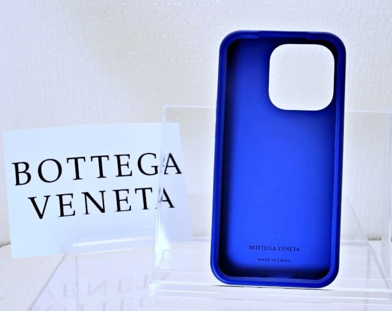 ⭐️美品　ボッテガヴェネタ　iPhone シリコンスマホケース　カバー　ブルー