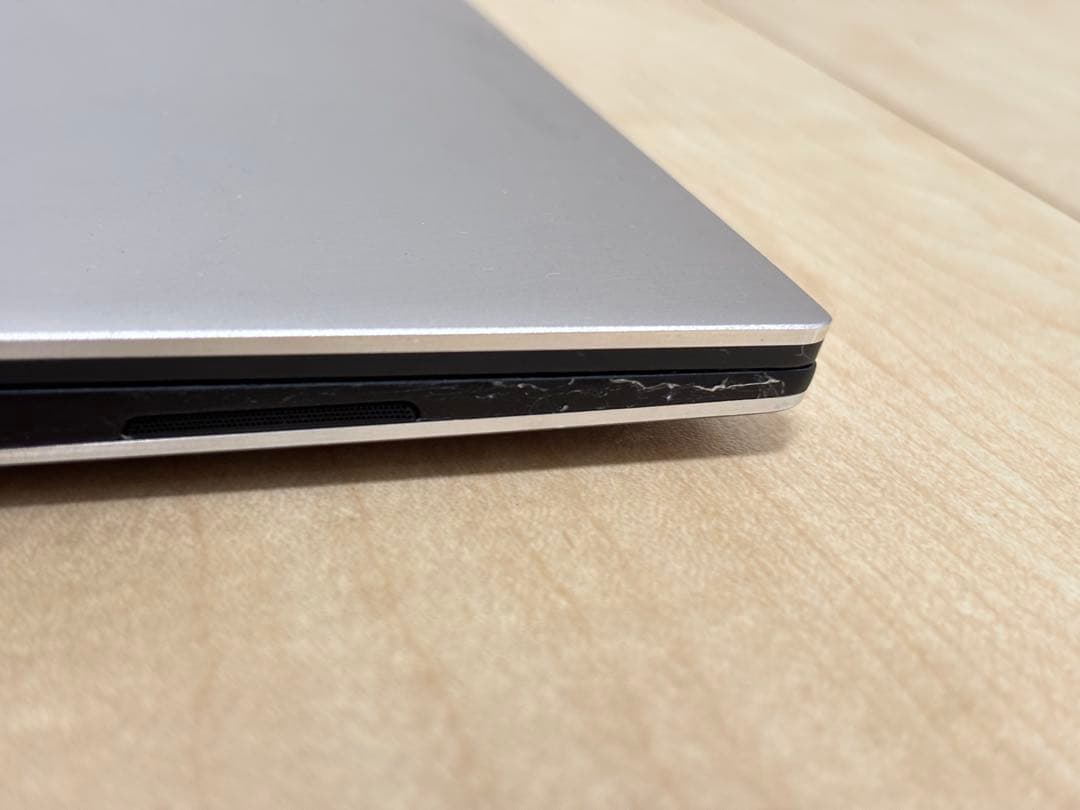 Windowsノート本体 DELL XPS 13 9360 FHD i5-8250U 8GB 256GB