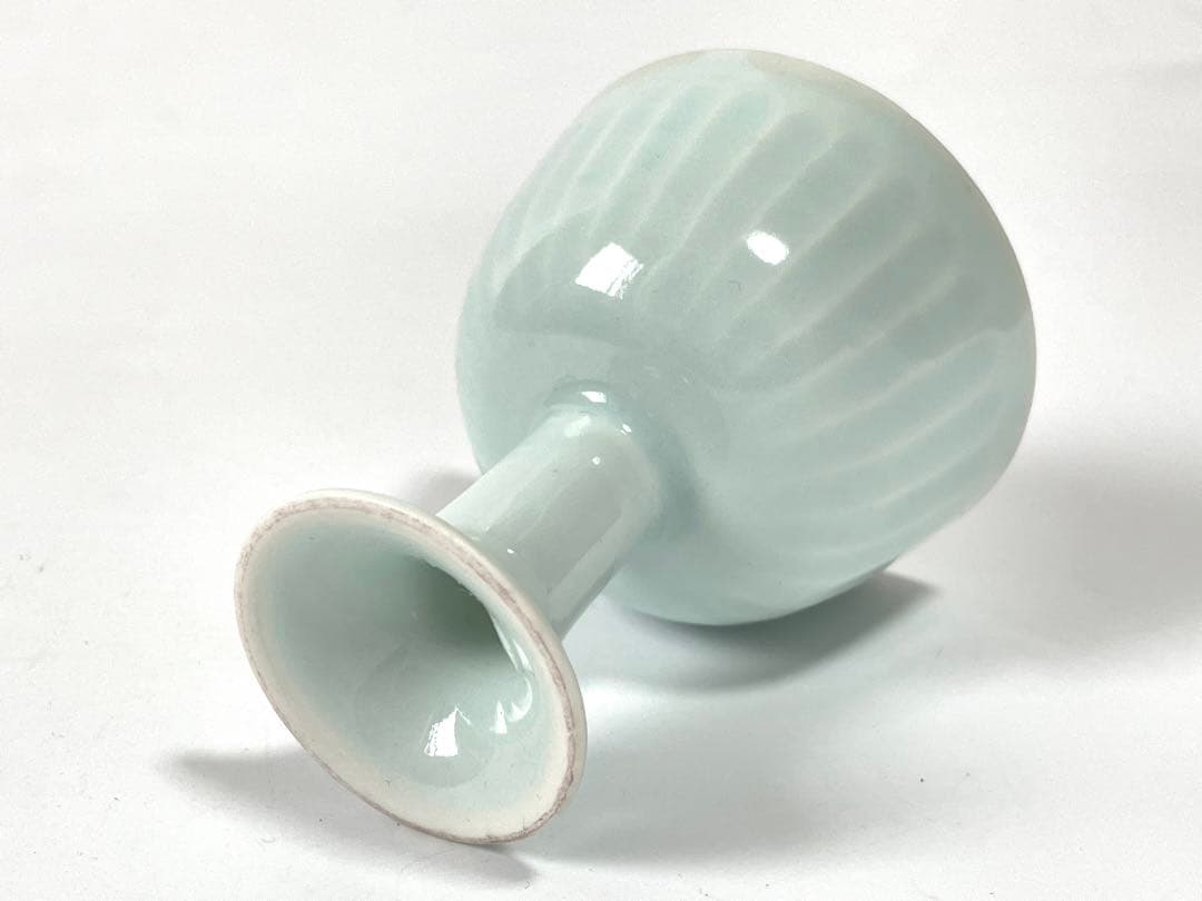 陶芸家　作家物　八木明　馬上杯　盃　杯　青白磁　鎬　箱なし