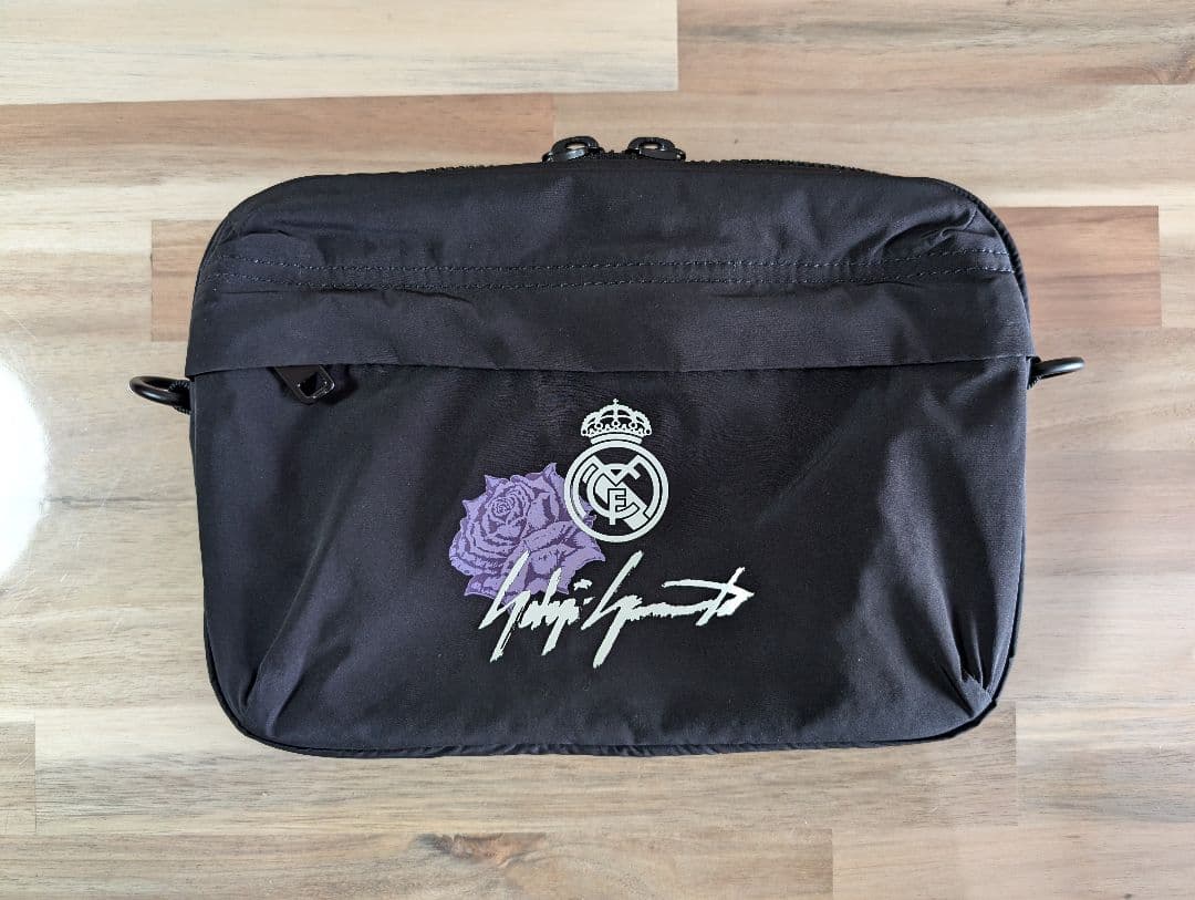 Y-3 ×レアルマドリード　クロスボディバッグ