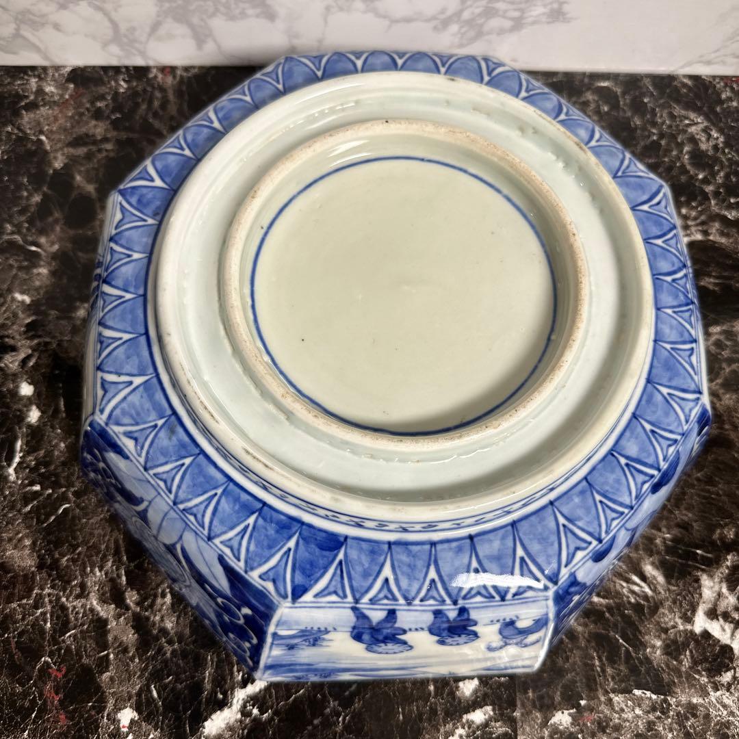 伊万里、八角、染め付け、大深鉢、箱付き。