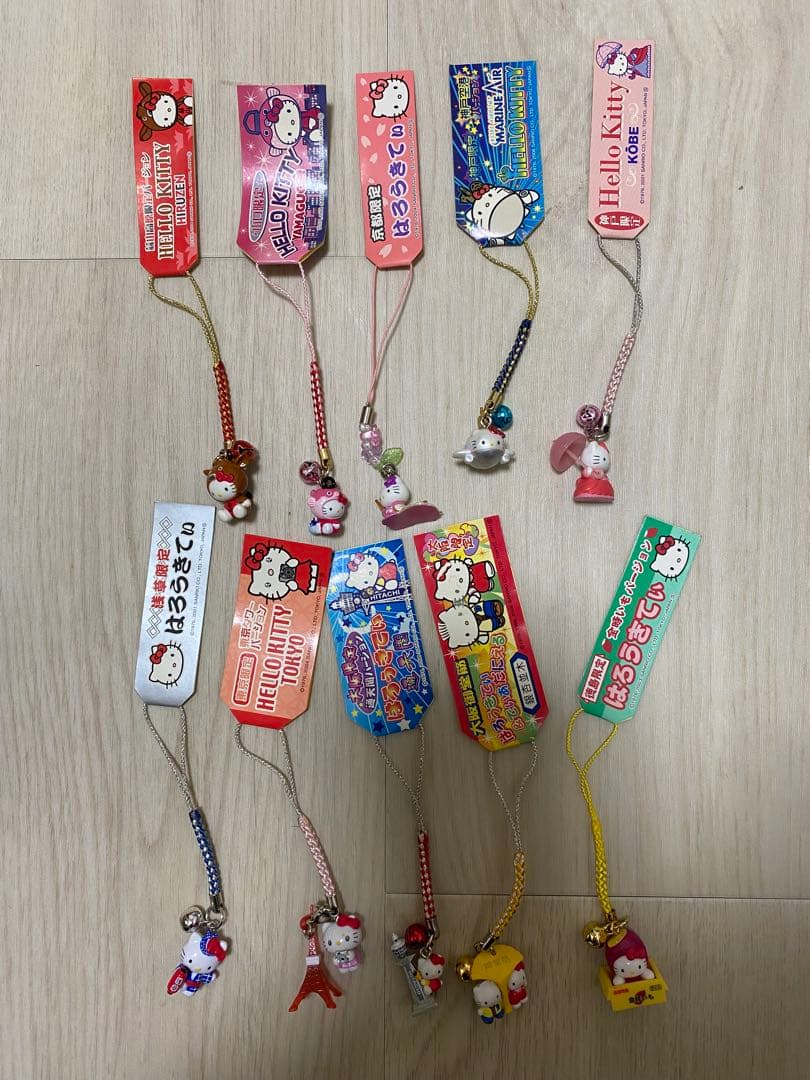 ご当地キティまとめ売り 124個