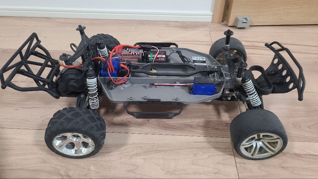 トラクサススラッシュ2WD(タミヤ、京商、ヨコモ、アルマ、Axial、アソシ)