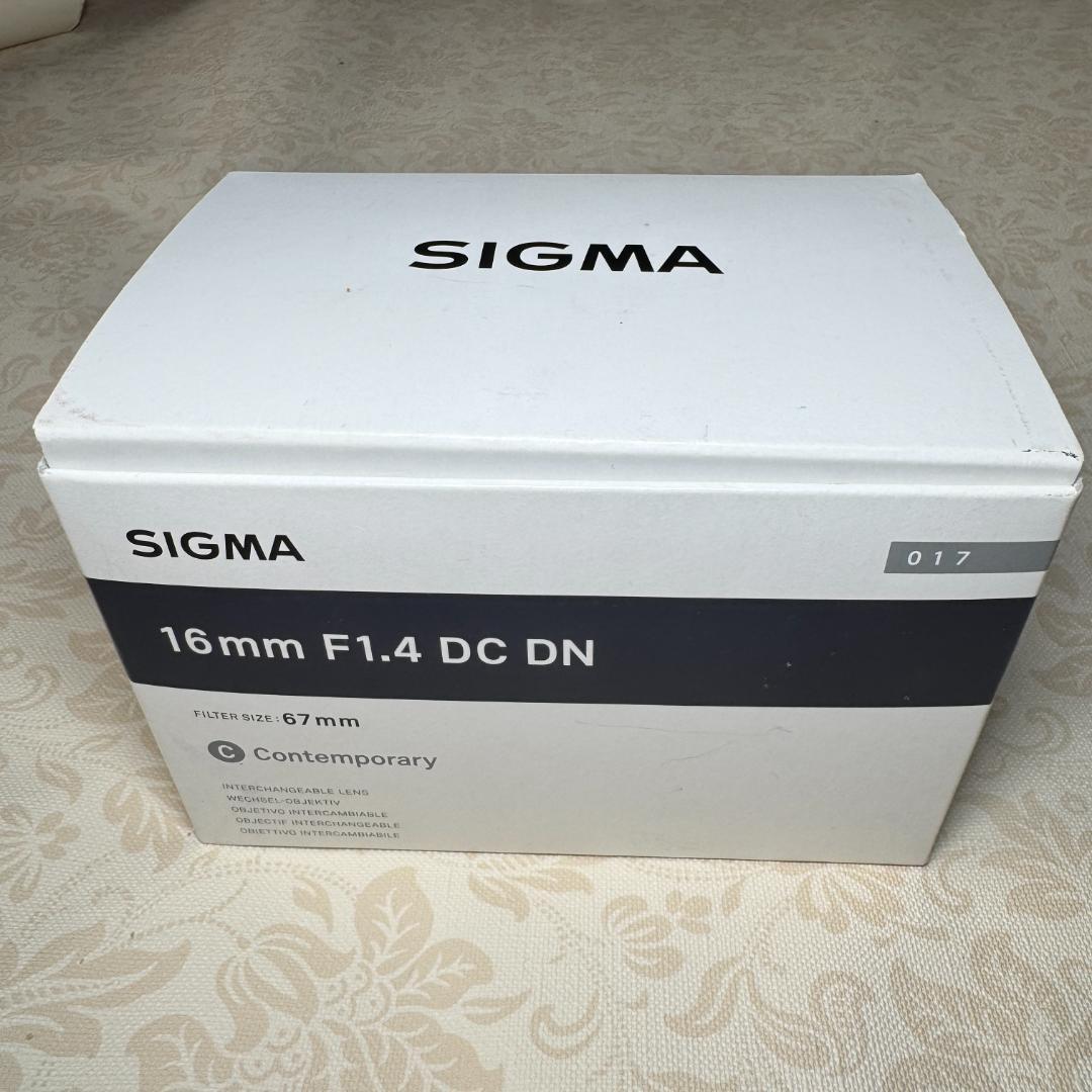 送料無料！！中古品 SIGMA 16mm F1.4 DC DN Eマウント