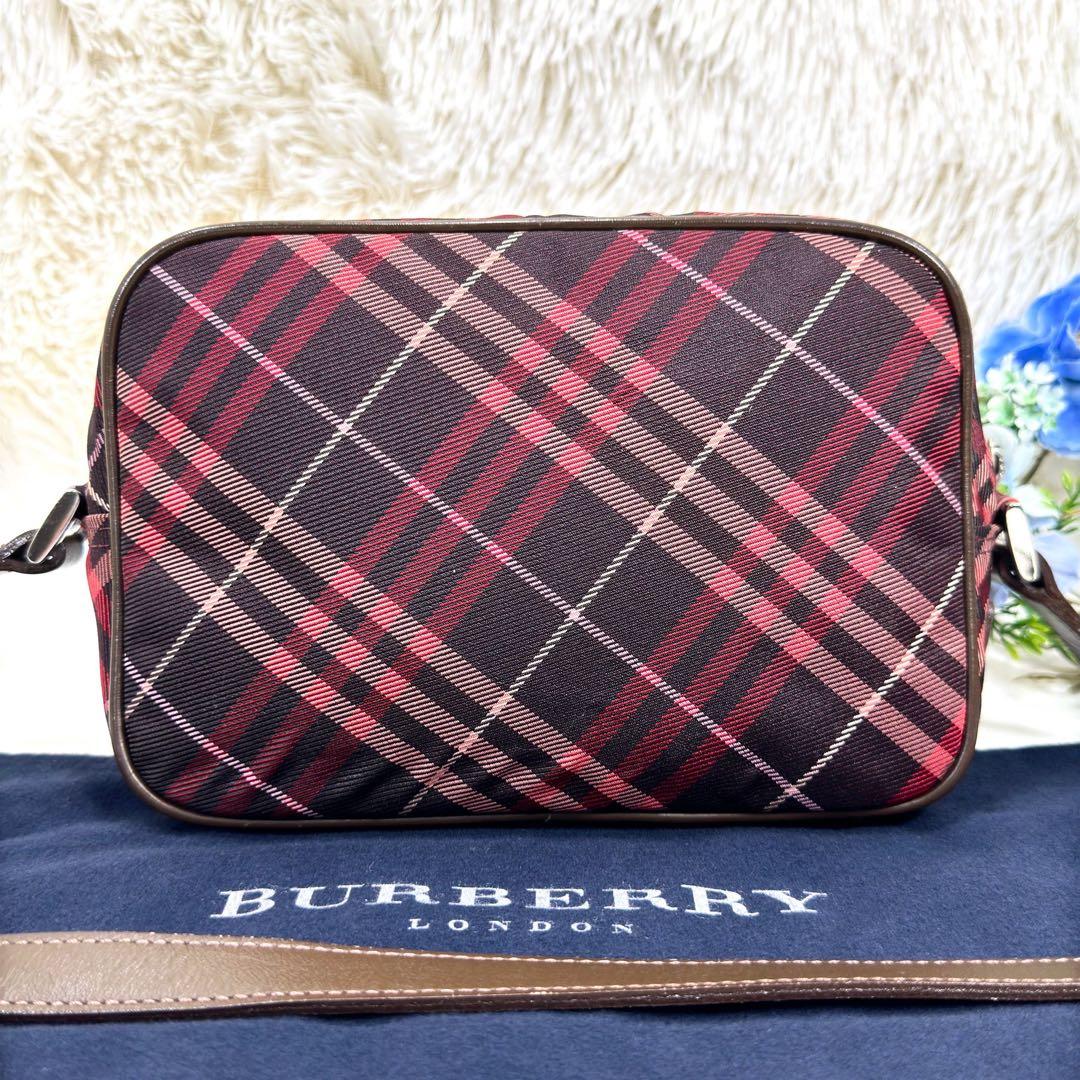 【極美品】バーバリーロンドンブルーレーベル ショルダーバッグ ノバチェック 赤