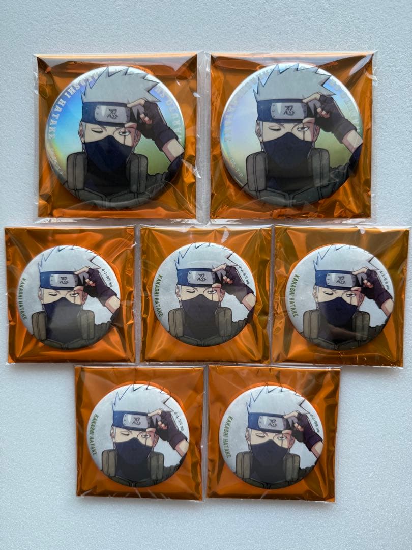 ベースヤードトーキョー NARUTO 缶バッジ はたけ カカシ