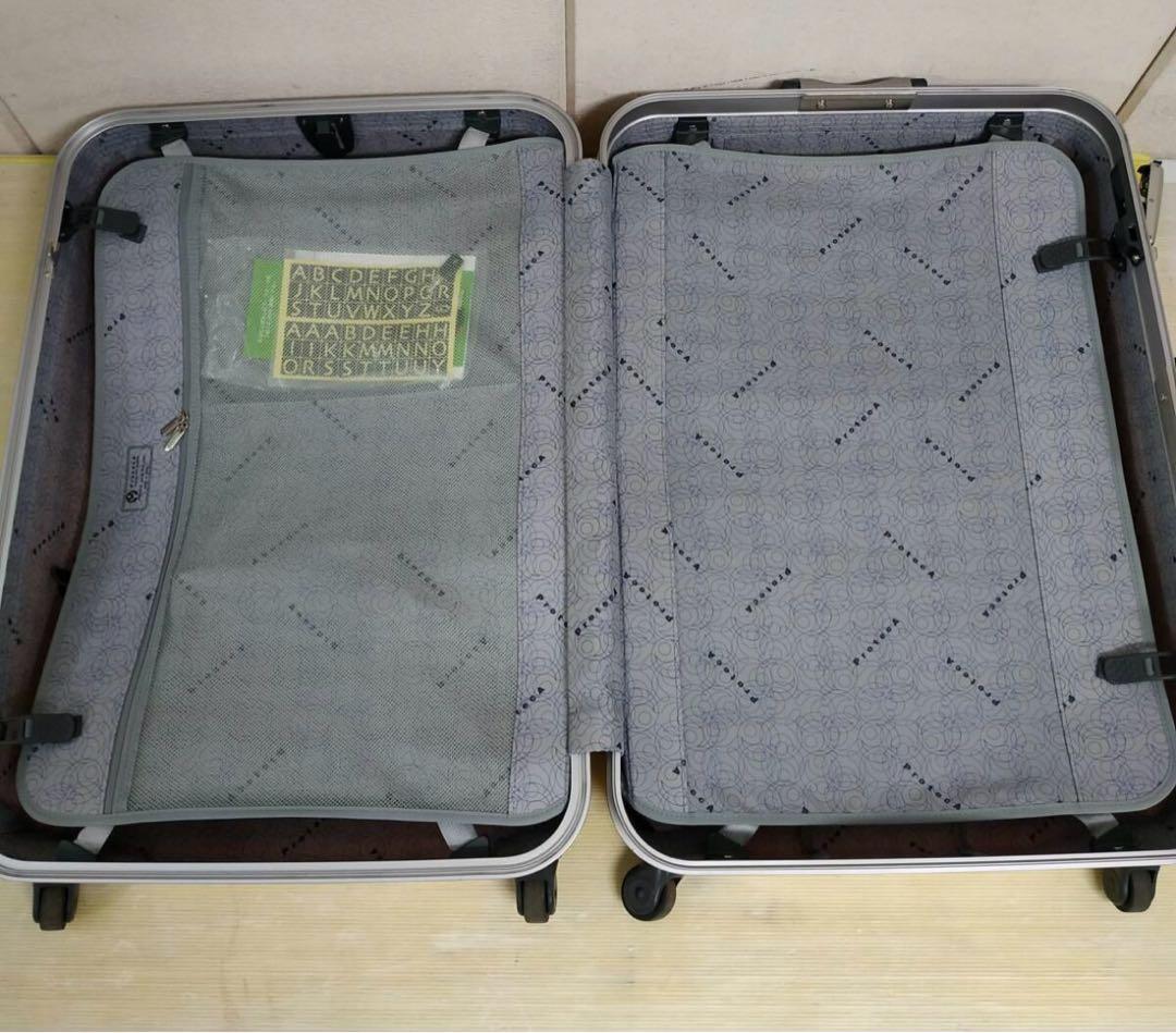 ProtecA エキノックス ライトα 96L ハンガー・鍵付き