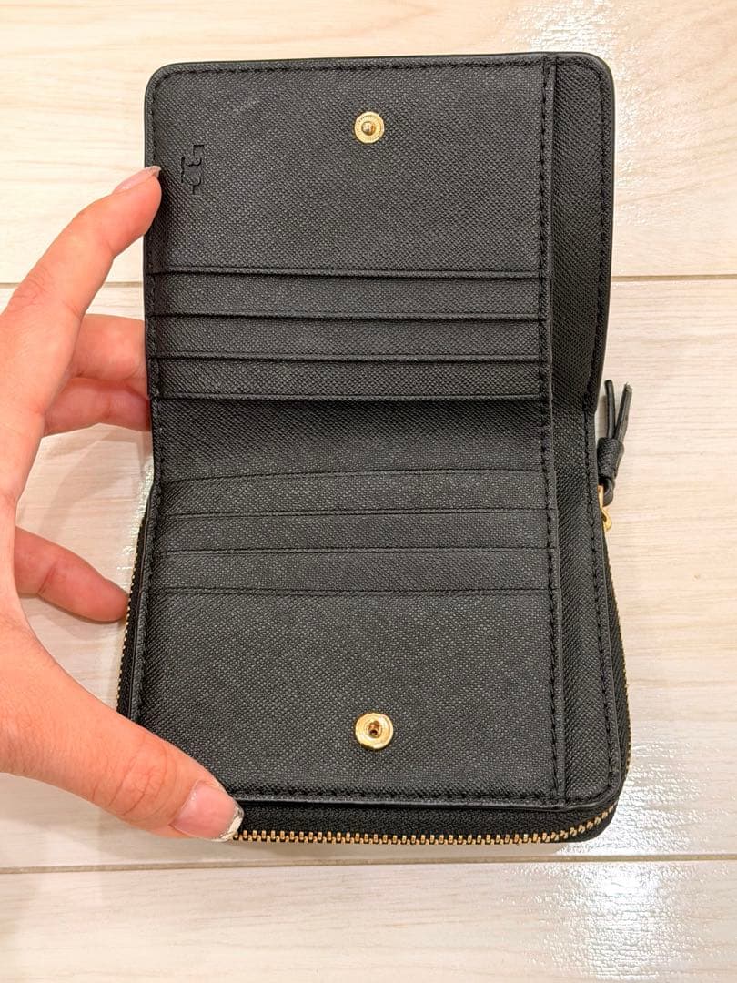 【正規品】Tory Burch二つ折り財布