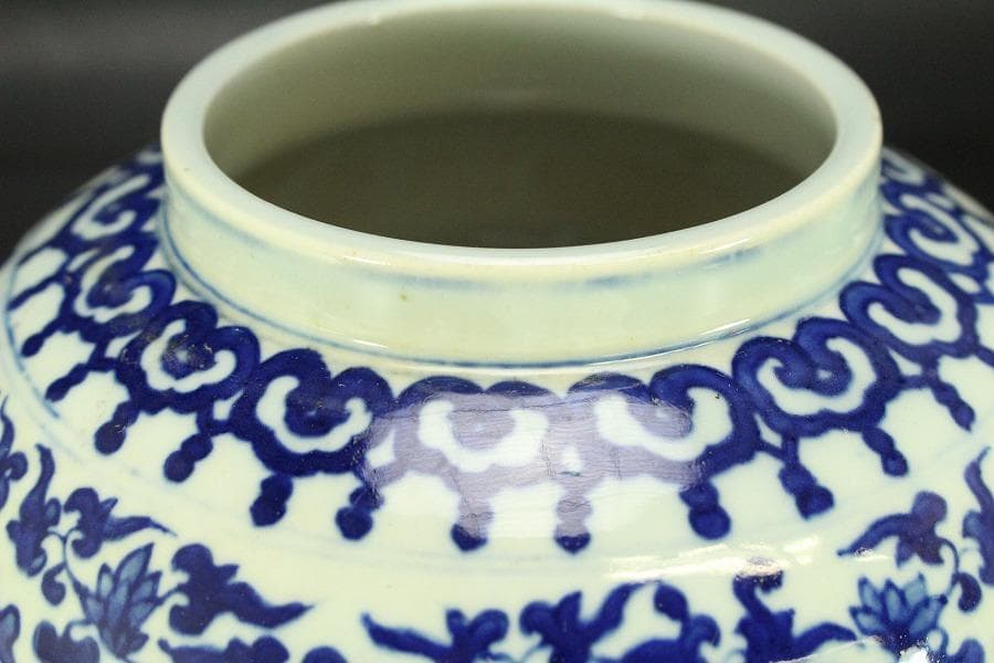 中国美術 青花 染付 纏枝蓮花紋 蓋壷(LC643)