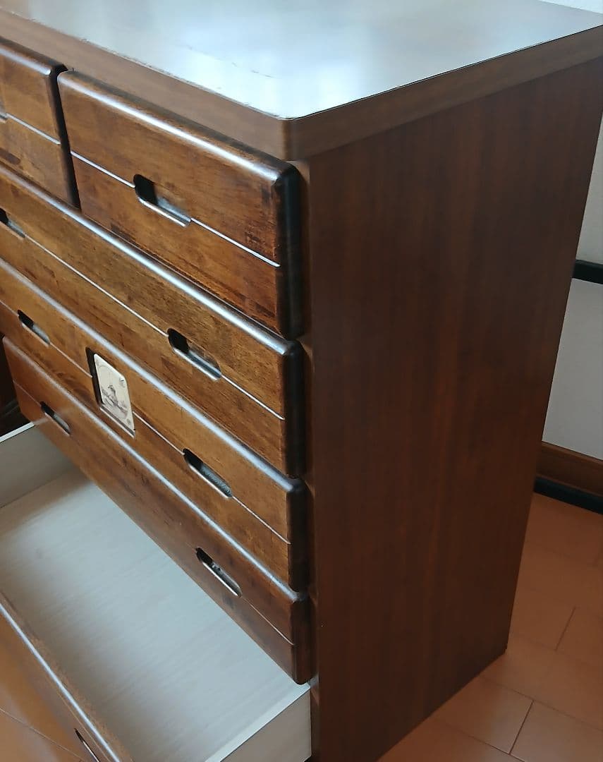 木製ダークブラウンチェスト 引き出し7つ