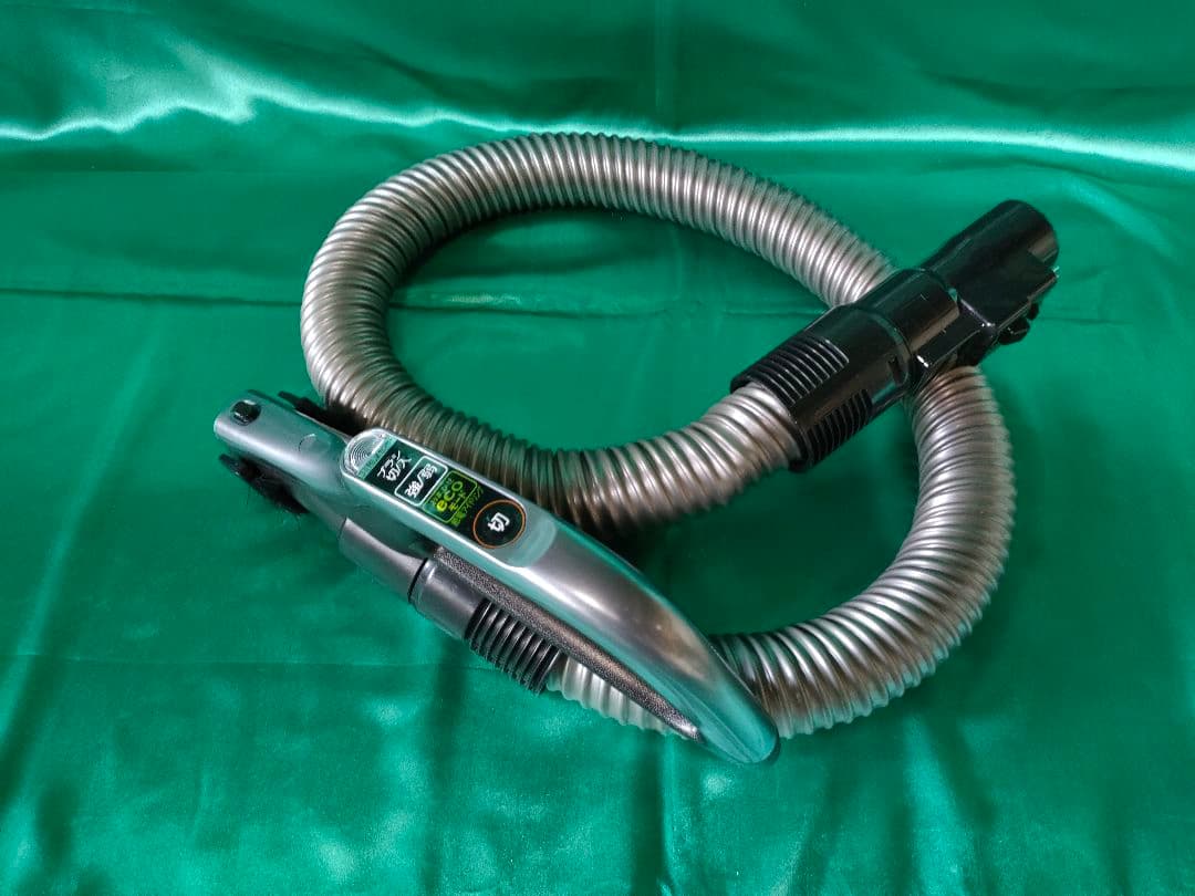 【状態良好】東芝クリーナー VC-YA712 掃除機 保証付