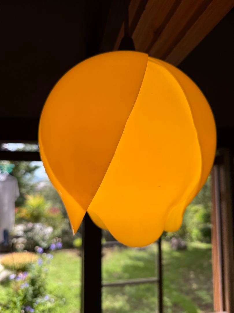 昭和レトロ　喫茶店　照明　チューリップ　イエロー　ペンダントライト　キッチン