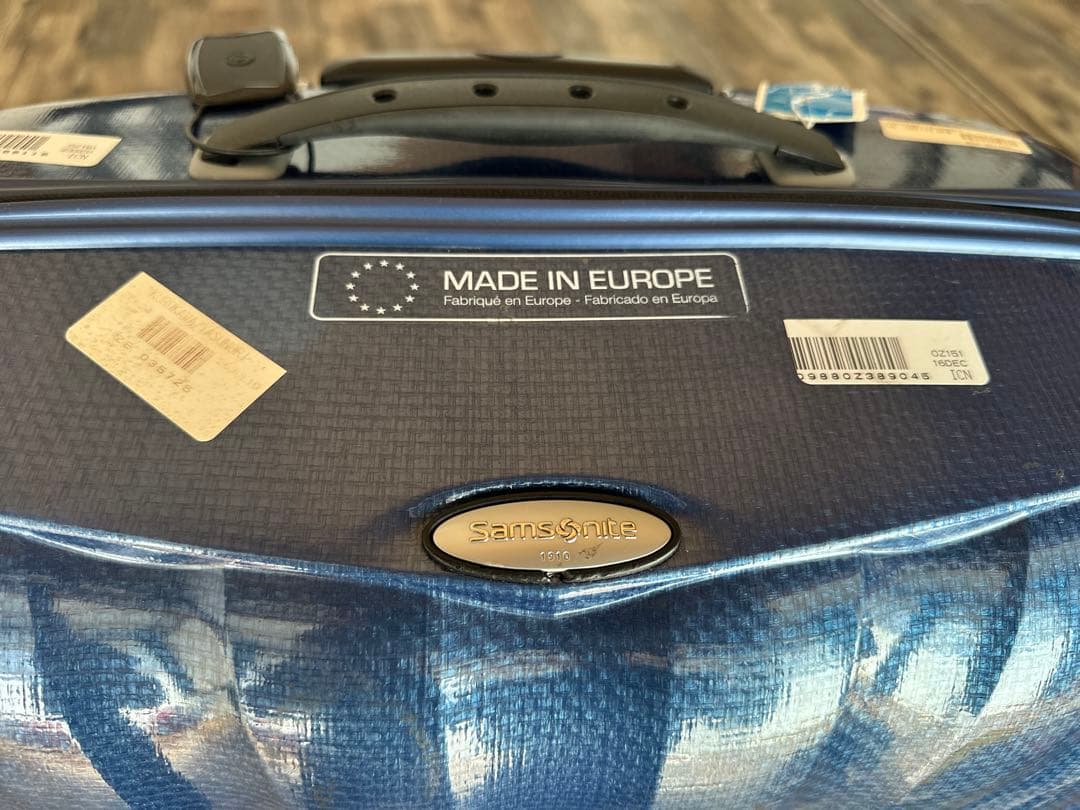 実用化ですが故障あり：サムソナイト コスモライトスピナー 94L