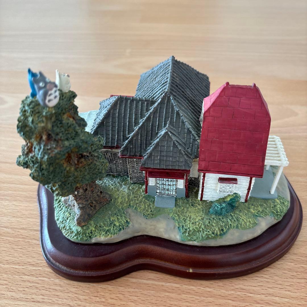 となりのトトロ　サツキとメイの家 ジオラマ　希少品