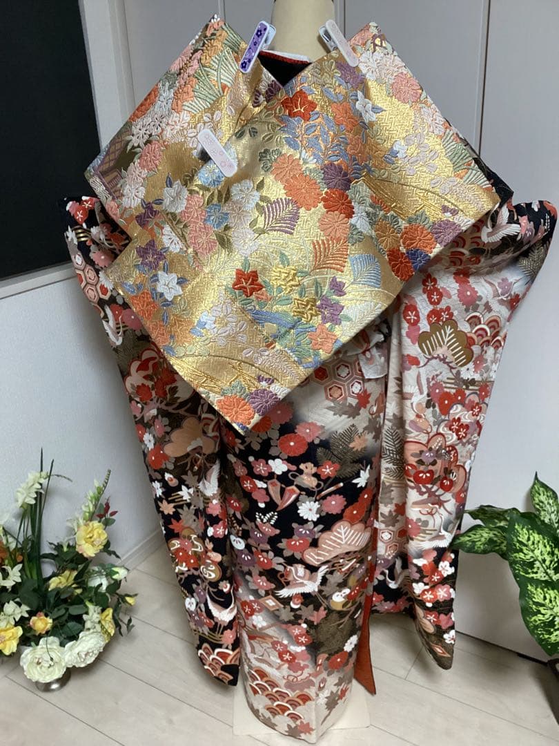 黒地に古典柄の正絹振袖コーディネートセット 長襦袢　フルセット 身丈155